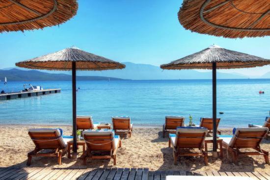 Lefkada Nikiana Two Bedroom Apartment ภายนอก รูปภาพ