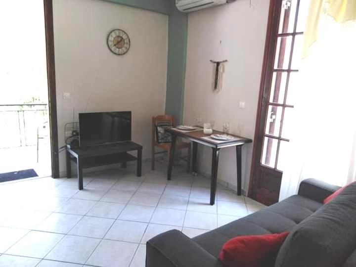 Lefkada Nikiana Two Bedroom Apartment ภายนอก รูปภาพ