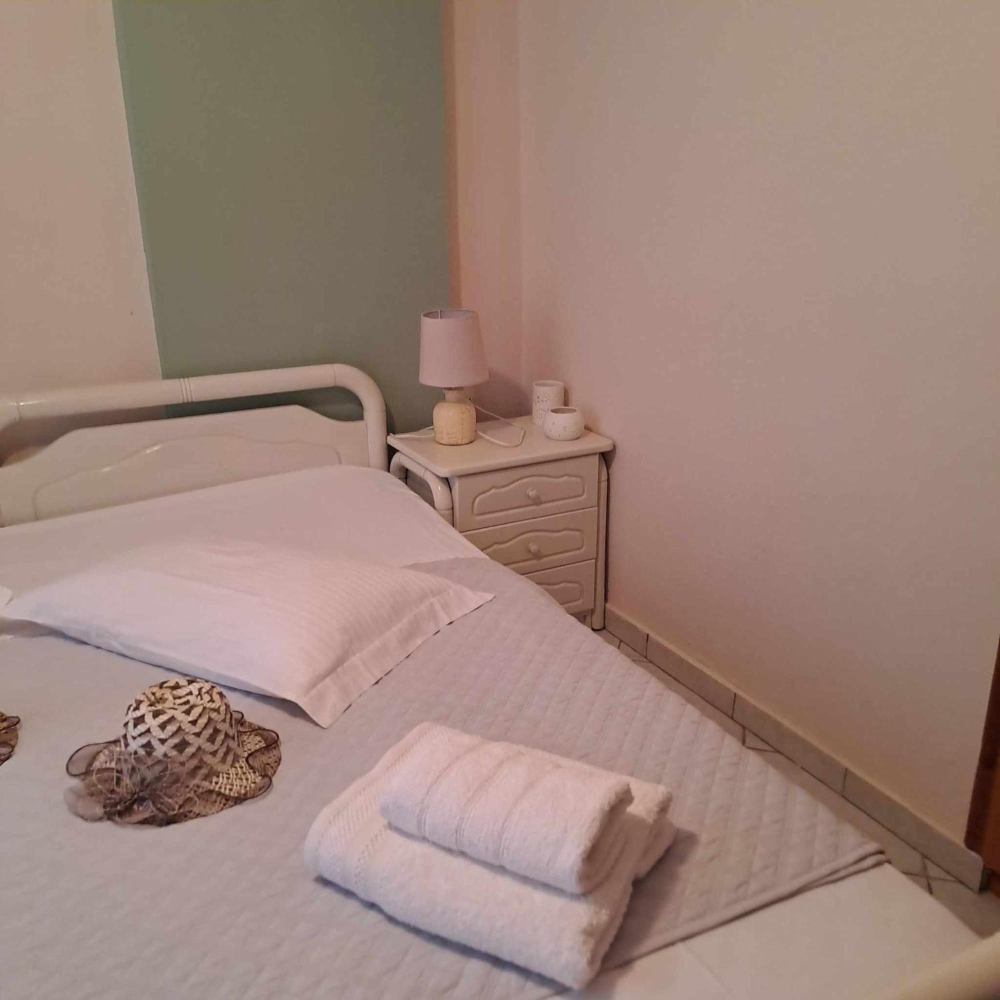 Lefkada Nikiana Two Bedroom Apartment ภายนอก รูปภาพ