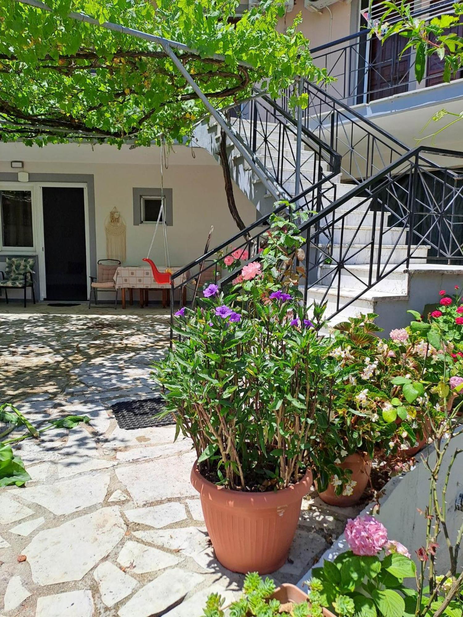 Lefkada Nikiana Two Bedroom Apartment ภายนอก รูปภาพ